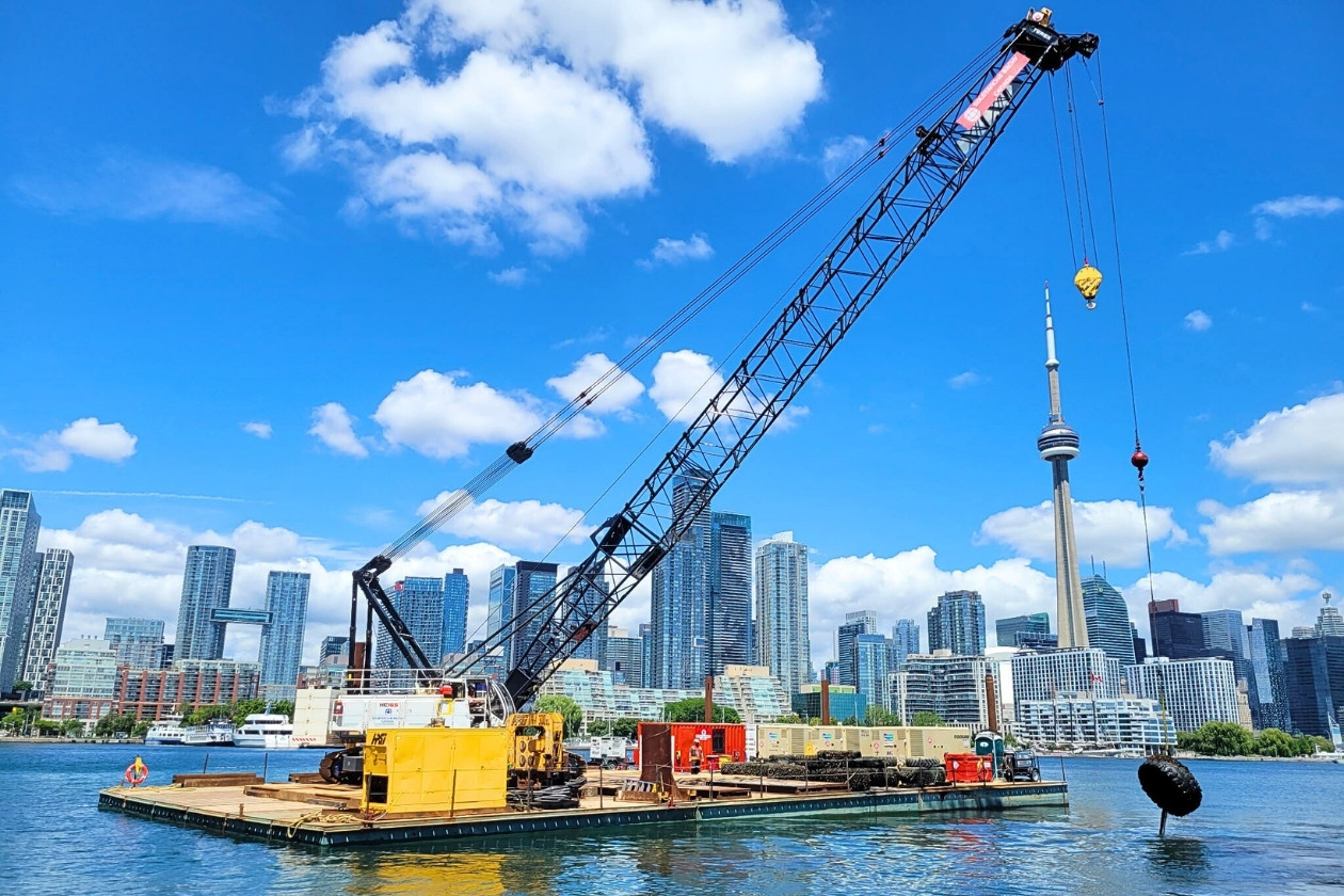 Photos of a marine project in Toronto by Soletanche Bachy Canada